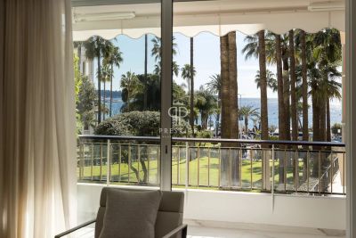 Luxury 2 bedroom Apartment for sale with sea view in La Croisette, Cannes, Provence Alpes Cote d'Azur