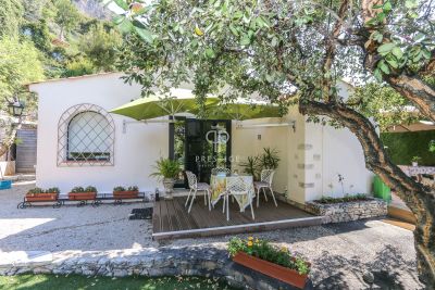 Unique 3 bedroom Villa for sale with sea view in Beaulieu sur Mer, Provence Alpes Cote d'Azur