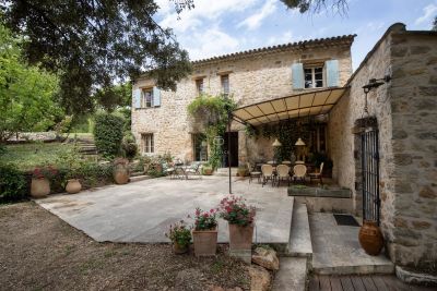 Unique 5 bedroom Estate for sale with countryside view in Lorgues, Provence Alpes Cote d'Azur