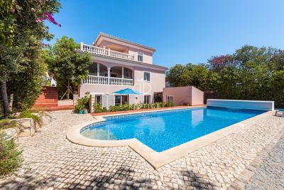 5 bedroom Villa for sale with sea and panoramic views with Income Potential in Lagos, Algarve