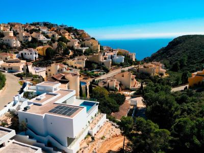 Immaculate 4 bedroom Villa with sea view in Cumbre Del Sol, Benitachell, Valencia