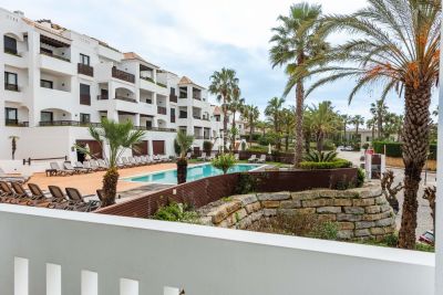 Beautiful 2 bedroom Apartment for sale in Porto de Mos, Algarve