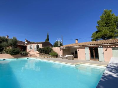 Beautiful 4 bedroom House on the Canal du Midi for sale in Marseillette, Occitanie