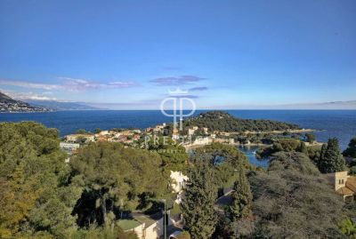 Stunning 2 bedroom Apartment for sale with sea view in Saint Jean Cap Ferrat, Provence Alpes Cote d'Azur