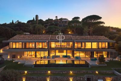 Wow factor 5 bedroom House for sale with panoramic and sea views in Gassin, Provence Alpes Cote d'Azur