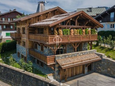 Wow factor 6 bedroom Chalet for sale in Rochebrune, Megeve, Auvergne Rhone Alpes