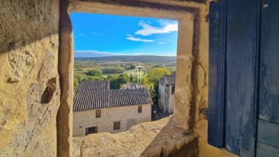 Character 3 bedroom House for sale in Uzes, Occitanie