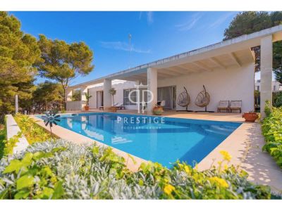 Immaculate 3 bedroom Villa for sale in Son Parc, Menorca