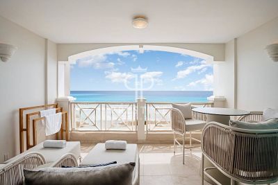 Beachfront 1 bedroom Apartment for sale with sea view in Dover, Christ Church