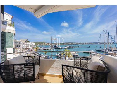 Waterfront 2 bedroom Apartment for sale with sea view in Mahon, Menorca