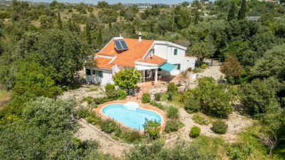5 bedroom House for sale with countryside view with Income Potential in Loule, Algarve