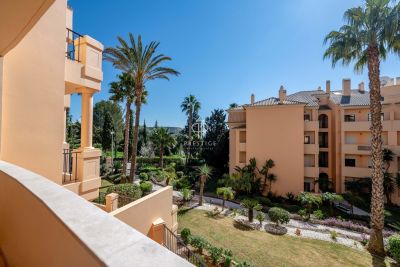 Spacious 1 bedroom Apartment for sale with sea view in Luz, Algarve