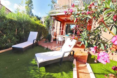 2 bedroom apartment for sale, Port Grimaud, Var, French Riviera