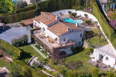 Luxury 6 bedroom House for sale with panoramic and sea views in Golfe Juan, Provence Alpes Cote d'Azur