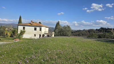 Project 6 bedroom Farmhouse for sale with countryside view in Volterra, Tuscany