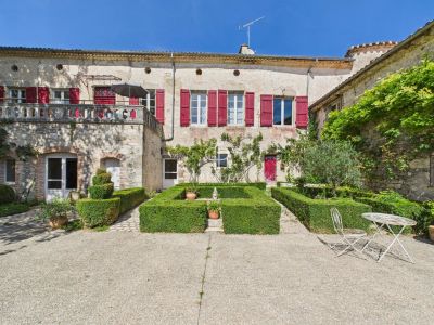 Renovated 7 bedroom Manor House for sale in Penne d'Agenais, Nouvelle Aquitaine