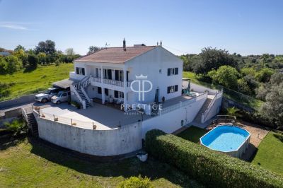 Authentic 5 bedroom Villa for sale with sea and panoramic views in Boliqueime, Algarve