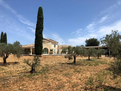 6 bedroom House for sale with countryside view with Income Potential in Arles, Provence Alpes Cote d'Azur