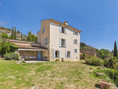 Authentic 7 bedroom Farmhouse for sale with panoramic view in Seillans, Provence Alpes Cote d'Azur