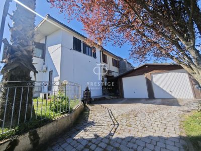 4 bedroom Villa for sale with countryside view with Income Potential in Lajatico, Tuscany