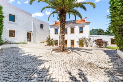 Stunning 5 bedroom Villa for sale in Sintra, Central Portugal