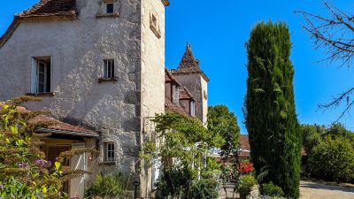 Character 6 bedroom Manor House for sale in Gramat, Occitanie