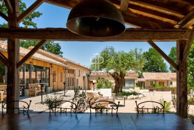 Unique 11 bedroom House for sale with panoramic and countryside views in Avezan, Occitanie