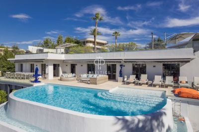 Wow factor 6 bedroom Villa for sale with panoramic view in Croix des Gardes, Cannes, Provence Alpes Cote d'Azur