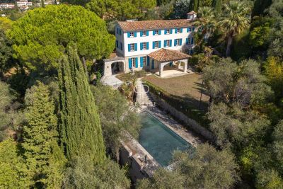 Immaculate 5 bedroom House for sale with countryside view in Grasse, Provence Alpes Cote d'Azur