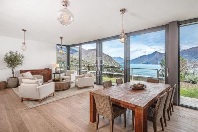Unique 3 bedroom Apartment for sale with lake or river view in Menaggio, Tremezzina, Lombardy