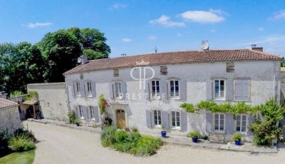 Income generating 20 bedroom Commercial Property for sale with countryside view with Income Potential in Surgeres, Nouvelle Aquitaine
