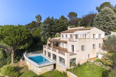 Authentic 4 bedroom House for sale with panoramic view in Saint Paul de Vence, Provence Alpes Cote d'Azur