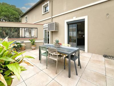 Authentic 4 bedroom Townhouse for sale in Perpignan, Occitanie
