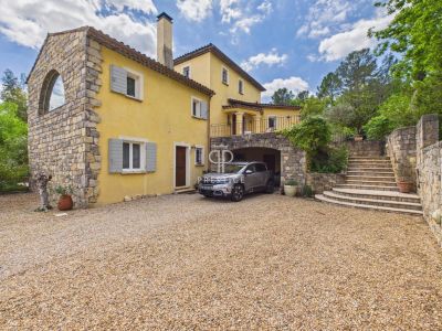 Spacious 4 bedroom House for sale with panoramic view in Fayence, Provence Alpes Cote d'Azur