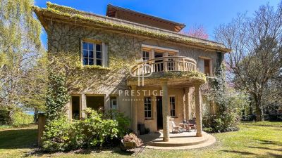 Unique 7 bedroom House for sale with sea view in Dinard, Brittany
