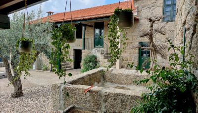 Authentic 5 bedroom House for sale with panoramic view in Santa Maria de Sardoura, Penafiel, Northern Portugal