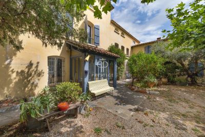 20 bedroom House for sale with countryside and panoramic views with Income Potential in Perpignan, Occitanie