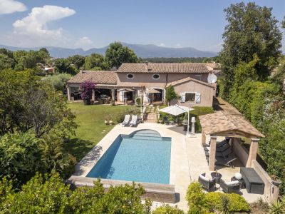 Stunning 5 bedroom Villa for sale in Valbonne, Provence Alpes Cote d'Azur