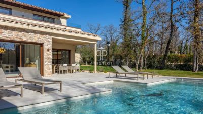 New Build 4 bedroom Villa for sale in Terre Blanche, Saint Paul en Foret, Provence Alpes Cote d'Azur