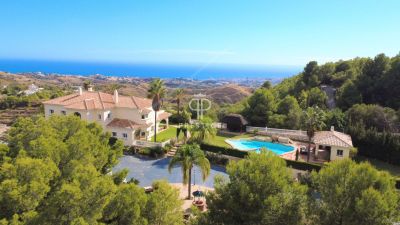 Stunning 6 bedroom House for sale with countryside and sea views in Mijas, Andalucia