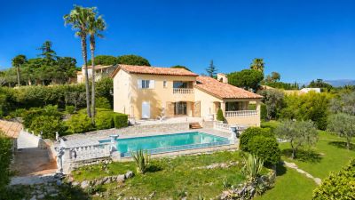 Authentic 3 bedroom Villa for sale with panoramic and sea views in Super Cannes, Cannes, Provence Alpes Cote d'Azur