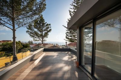 Immaculate 4 bedroom House for sale with panoramic and sea views in Sao Joao do Estoril , Estoril, Central Portugal