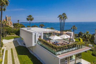 Immaculate 5 bedroom House for sale with panoramic and sea views in Cannes, Provence Alpes Cote d'Azur