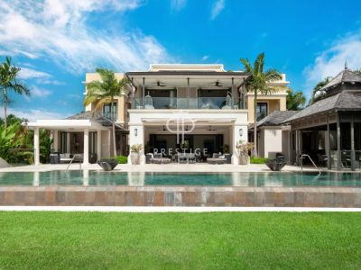 Immaculate 5 bedroom Golf-resort for sale with panoramic and countryside views in Apes Hill, Saint James