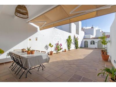 Stylish 4 bedroom Townhouse for sale in Mahon, Menorca