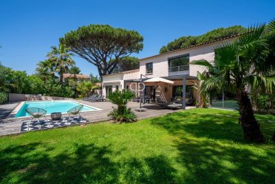 Spacious 6 bedroom Villa for sale in Gassin, Provence Alpes Cote d'Azur