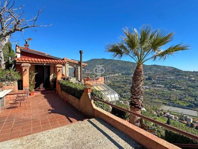 Unique 4 bedroom Villa for sale with sea and panoramic views in Bordighera, Liguria