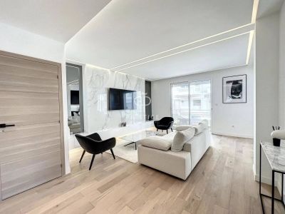 Immaculate 2 bedroom Apartment for sale in La Croisette, Cannes, Provence Alpes Cote d'Azur
