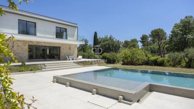 Beautiful 6 bedroom Villa for sale with countryside view in Valbonne, Provence Alpes Cote d'Azur