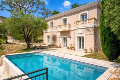 Authentic 5 bedroom Villa for sale with sea view in La Turbie, Provence Alpes Cote d'Azur